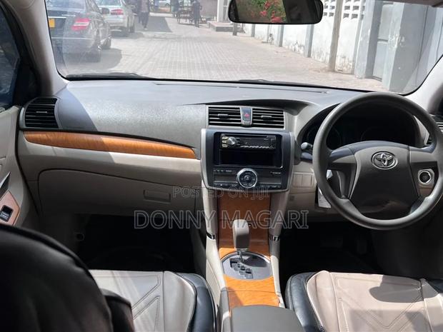 Toyota Premio 2009 Gray