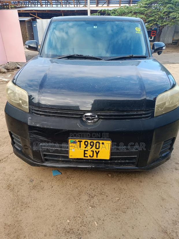 Toyota Corolla Rumion 2009 Black