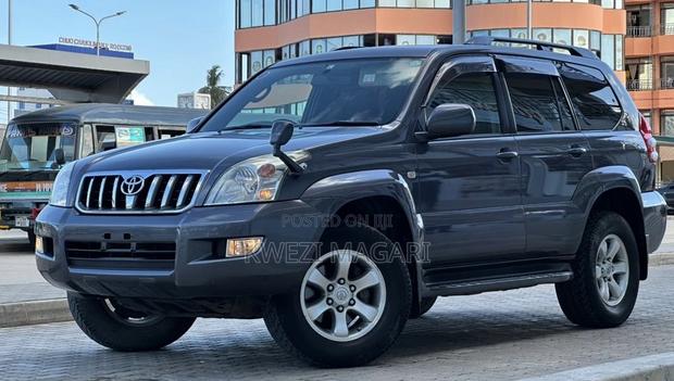 Toyota Land Cruiser Prado 2006 Gray