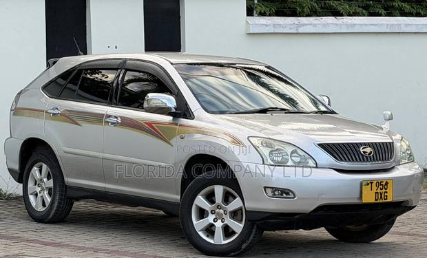 Toyota Harrier 2005