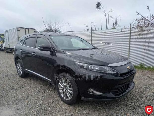 Toyota Harrier 2.0 2016 Black