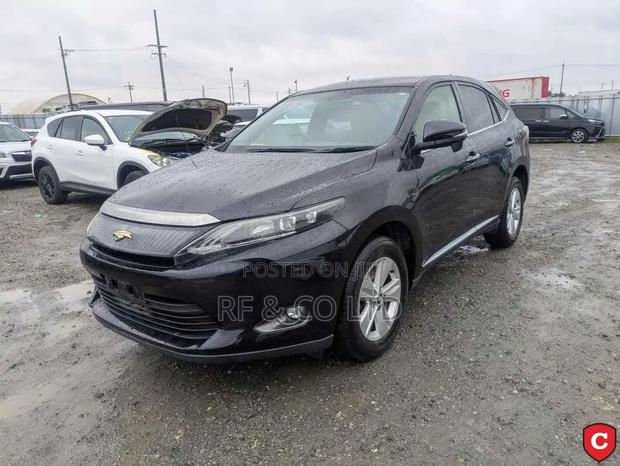 Toyota Harrier 2.0 2016 Black