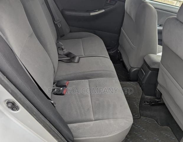 Toyota Allex 2005 Silver
