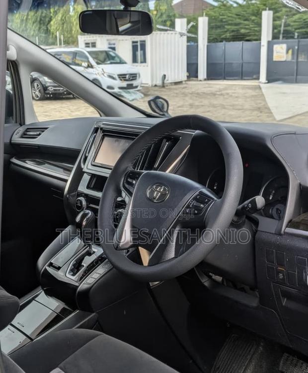 Toyota Alphard 2016 Black