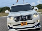 Toyota Land Cruiser Prado 2022 White for sale