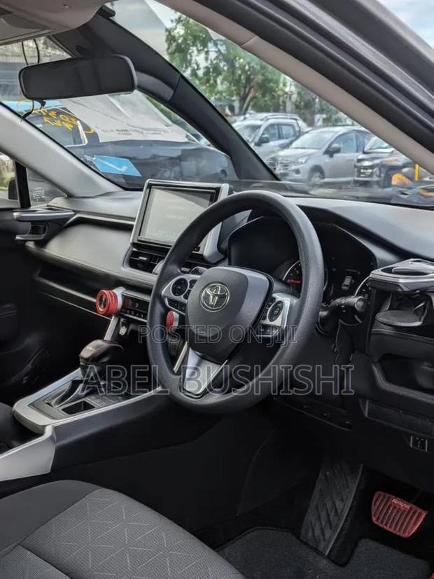 Toyota Harrier Turbo Progress 2017 Black