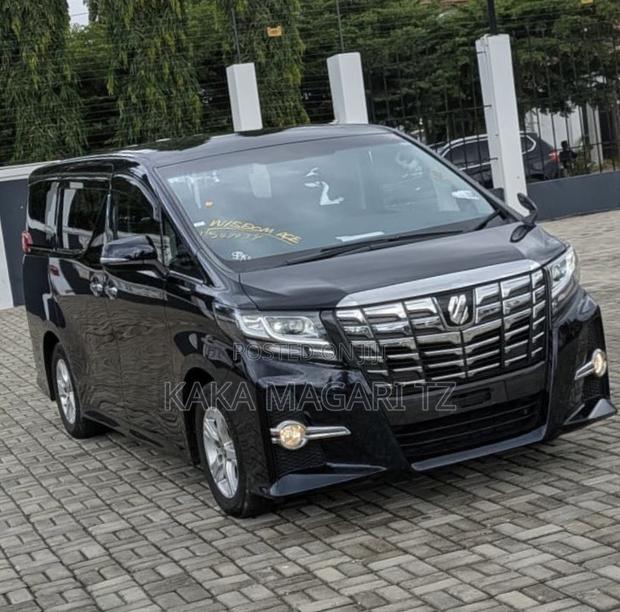Toyota Alphard 2015 Black