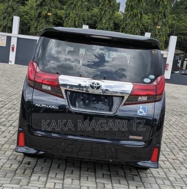 Toyota Alphard 2015 Black