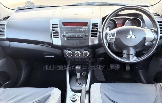 Mitsubishi Outlander 2006 Black