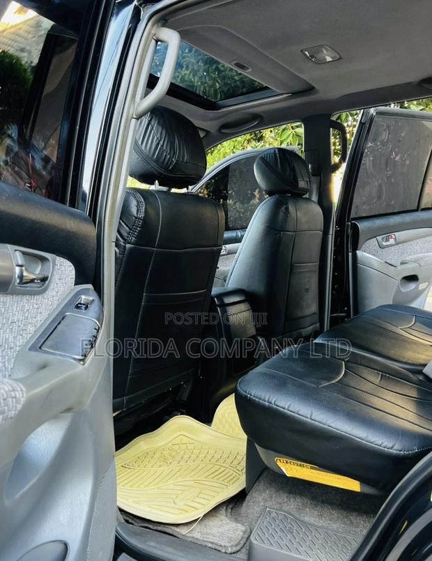 Toyota Land Cruiser Prado 2005 Black