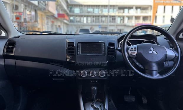 Mitsubishi Outlander 2007 Black
