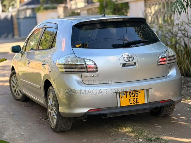 Toyota Blade 2008 Silver