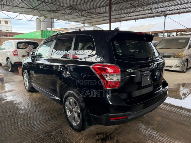 Subaru Forester 2015 Black