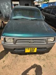 Toyota Hilux 2002 Green for sale