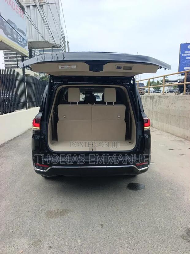 Toyota Land Cruiser 2025 Black