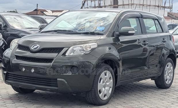 Toyota IST 2011 Black
