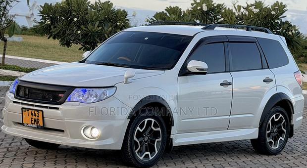 Subaru Forester 2011 White