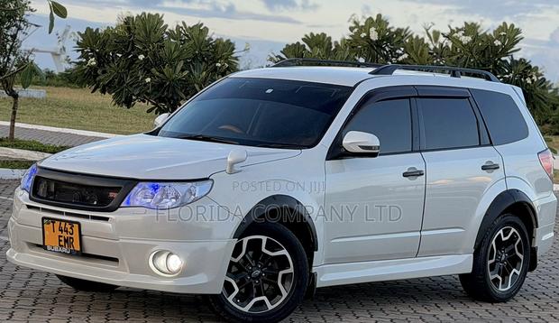 Subaru Forester 2011 White