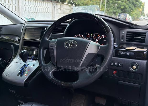 Toyota Alphard 2009 Black