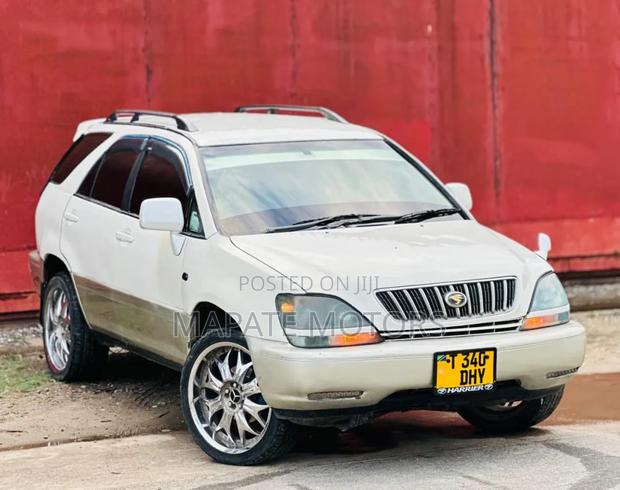 Toyota Harrier 2.4 16V 2001 White