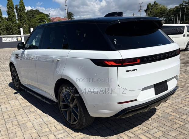 Land Rover Range Rover Sport 2023 White