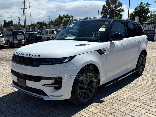Land Rover Range Rover Sport 2023 White