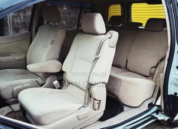 Toyota Raum 2008 Silver
