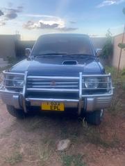 Mitsubishi Pajero 2000 Blue for sale