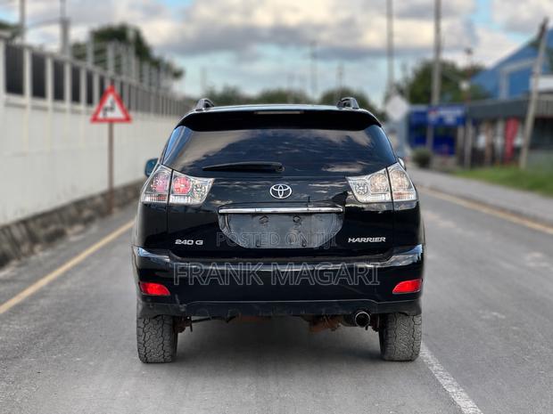Toyota Harrier 2005 Black