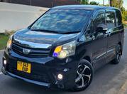 Toyota Noah 2010 Black for sale