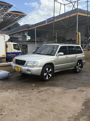 Subaru Forester Automatic 2000 Silver for sale