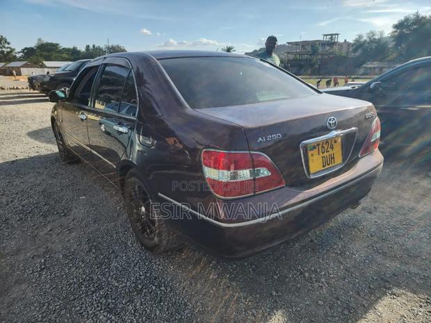 Toyota Brevis 2005 Maroon