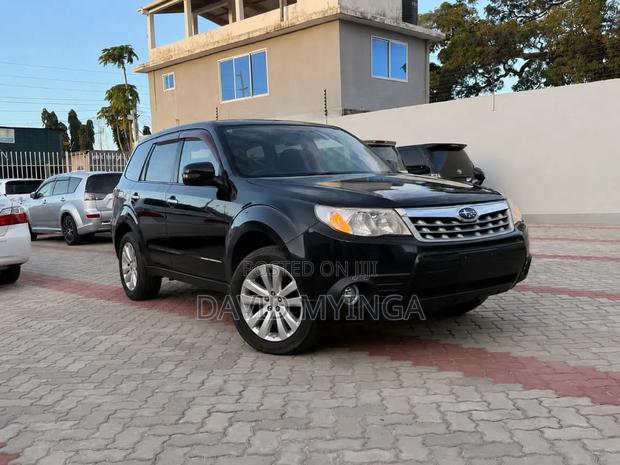 Subaru Forester 2011 Black