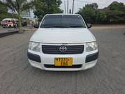Toyota Succeed 2005 Pearl for sale
