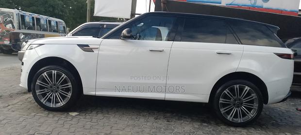 Land Rover Range Rover Sport P440e Autobiography 4WD 2023 White