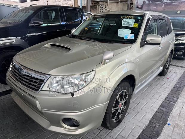 Subaru Forester 2009 Gold