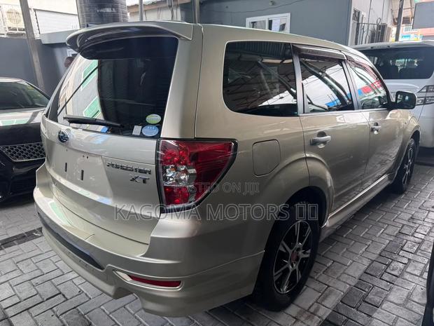 Subaru Forester 2009 Gold