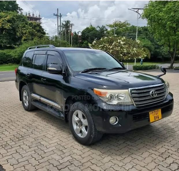 Toyota Land Cruiser 2009 Black