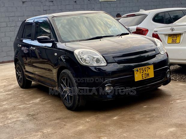 Mazda Verisa 2009 Black