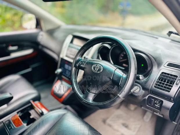 Toyota Harrier 2006 Black