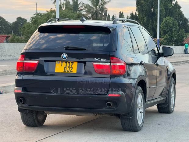 BMW X5 2010 Black