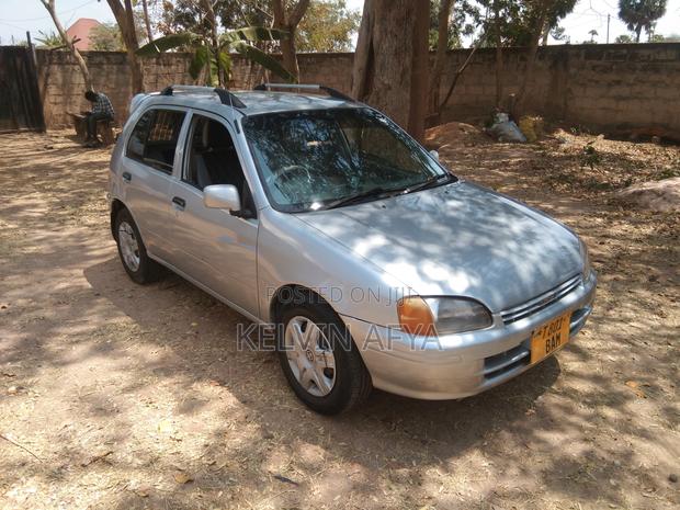 Toyota Starlet 1998 Gray