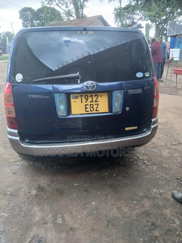 Toyota Succeed 2004 Blue