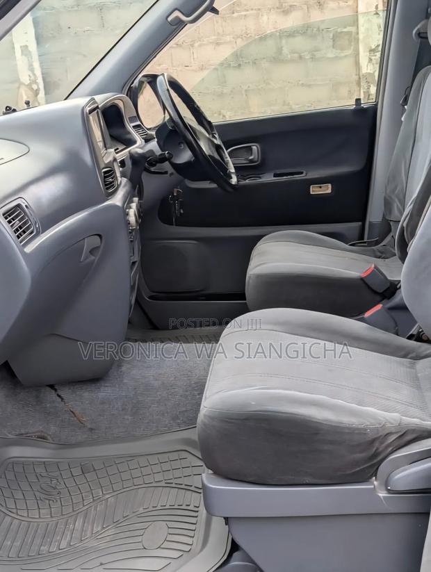 Toyota Noah 2001 Black