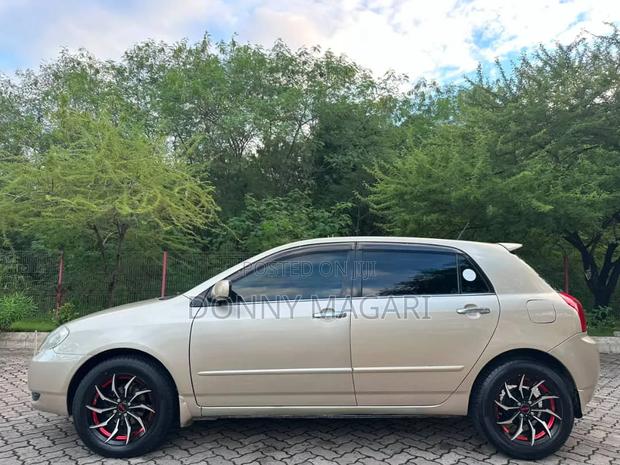 Toyota Allex 2003 Gold