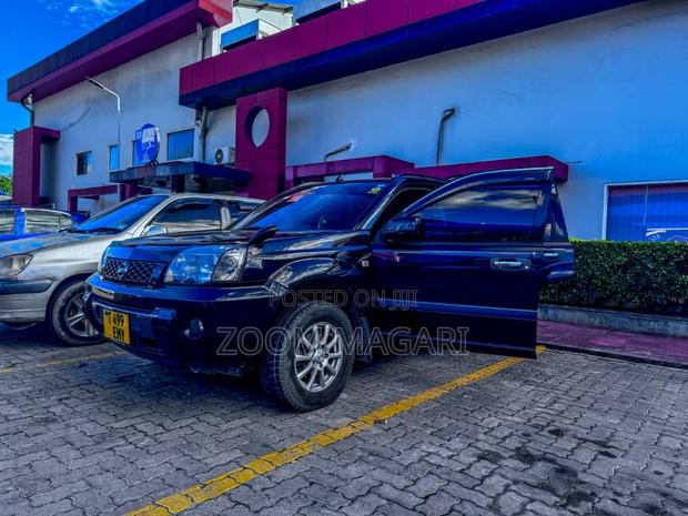 Nissan X-Trail 2005 Black