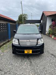 Toyota Noah 2005 Black for sale