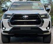 Toyota Hilux 2022 White for sale