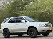 Toyota Harrier 2004 White for sale