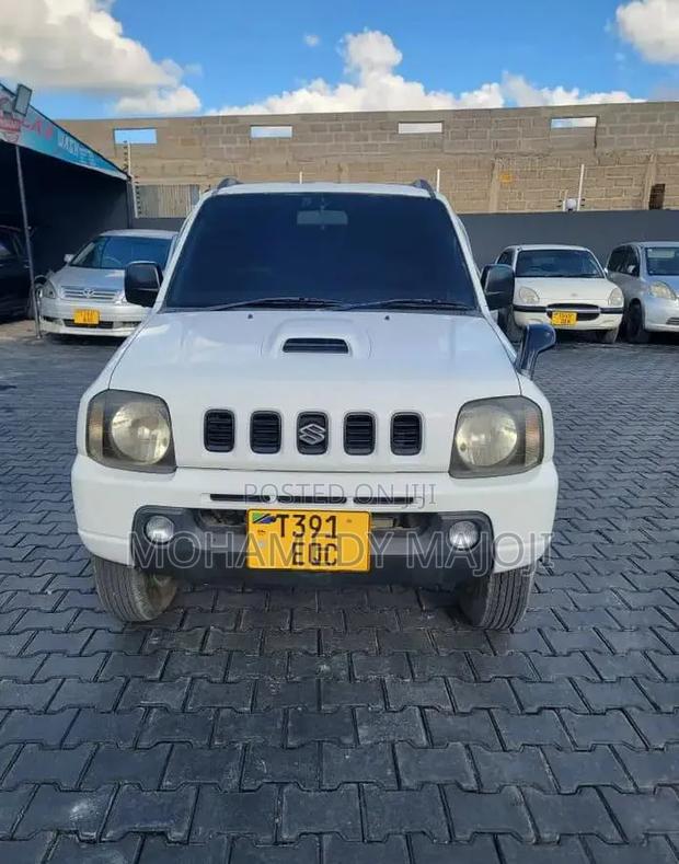 Suzuki Jimny 2005 White